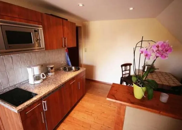 Lod - Berliner Stube Privatunterkunft